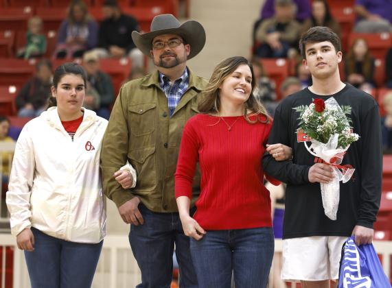 Tommy Glover, far right, and family. RIP STELL | SOUTHWEST CHRONICLE