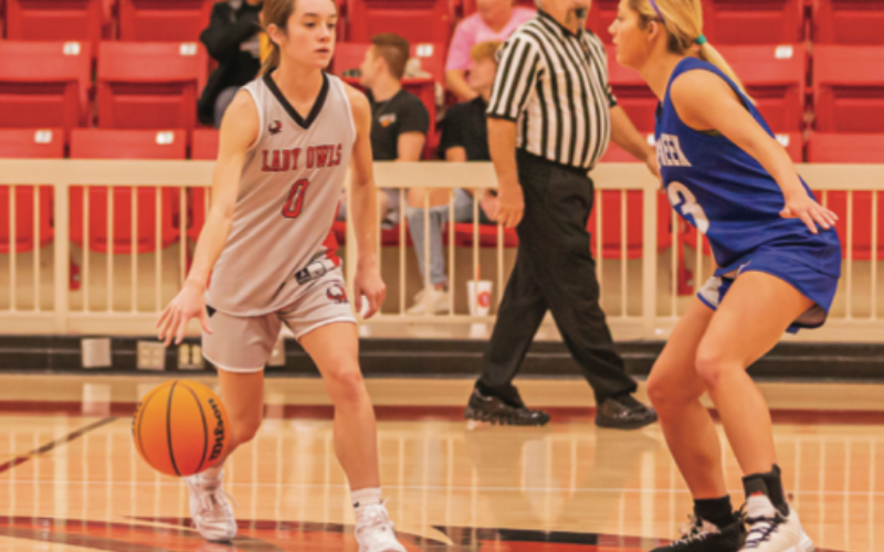 HANDLES: Delaney York dribbles the ball up the court during Elgin’s scrimmage against Bridge Creek.