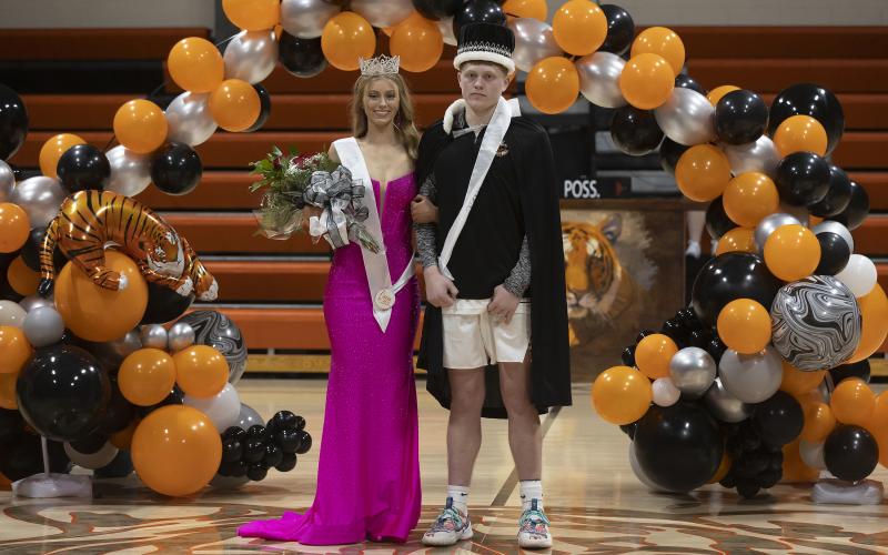 Sterling’s homecoming queen and king for 2022-2023 are Emma Nunley, left, and Hayden Taliaferro. The winners were announced at the Jan. 27 game against Rush Springs.  HUGH SCOTT JR. | SOUTHWEST CHRONICLE