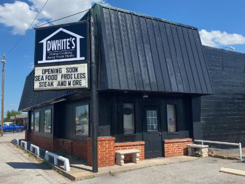 Elgin will soon have a new eating establishment once doors open on DWhites restaurant. Restaurateur Demetrius White plans to offer home cooking the way his grandmother taught him. The menu will include burgers, steak, chicken, tacos, fajitas, and eventually seafood, he said.Southwest Chronicle photo by Curtis Awbrey