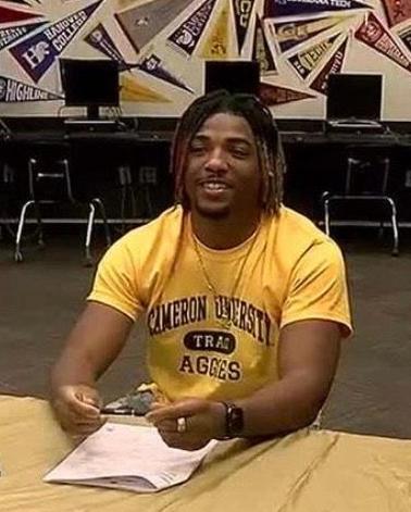 Elgin sprinter Shun Deener signs a letter of intent to run for Cameron University. The ceremony took place at Cameron last month. Deener is part of Elgin’s 4x100 relay team and also runs the 100-meter and 200-meter races for the Owls. PROVIDED